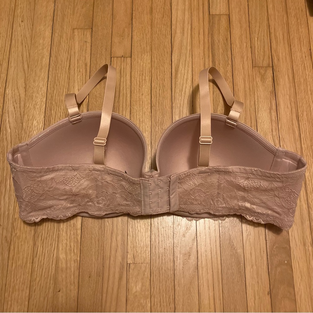 Torrid Bombshell Everyday Convertible Strapless Bra - Picture 4 of 7